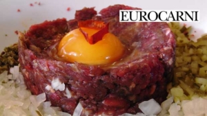 Tartare and jokes: uncompromising taste and safety for Ambrosini